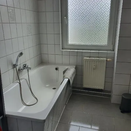 Mimalou Moebliertes Apartment In Crimmitschau Exterior photo
